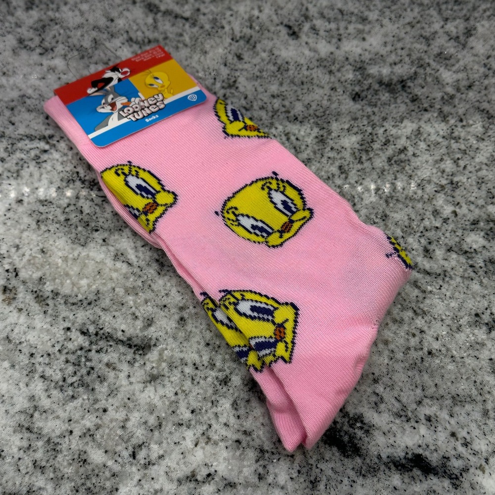 Looney Tunes Mens 10-13 Crew Socks Pink Tweety Bird Pixel Graphic Retro Kidcore